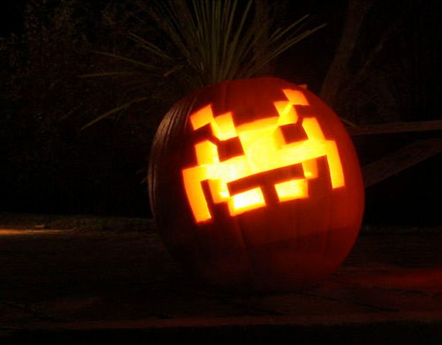 space-invader-pumpkin